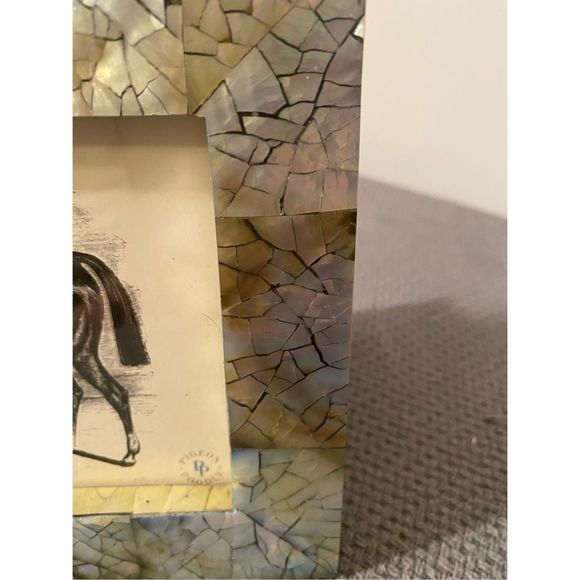 PIGEON POODLE Seashell Inlay 4X6 Picture frame W/ Horse picture - Picture 5 of 12